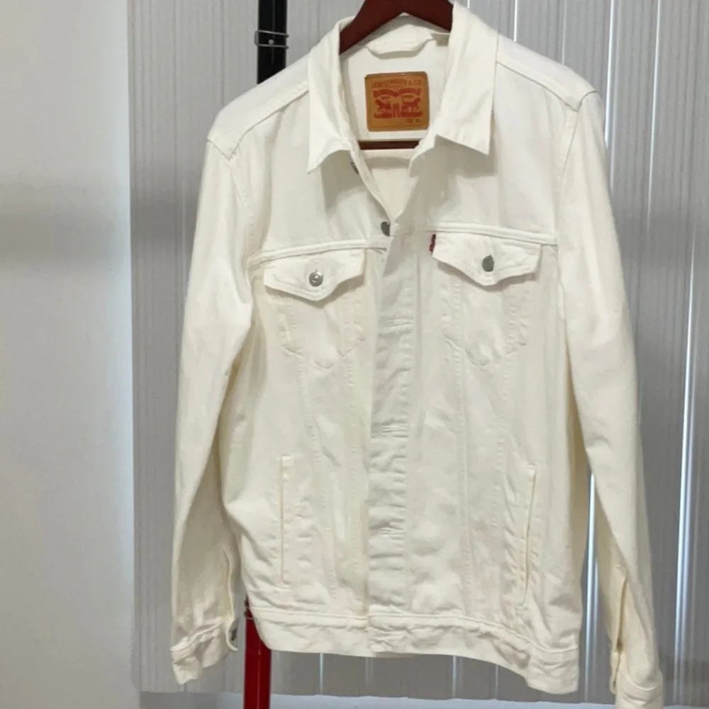 Levi's Trucker Jacket White Denim Men’s Size XL - Picture 9 of 9